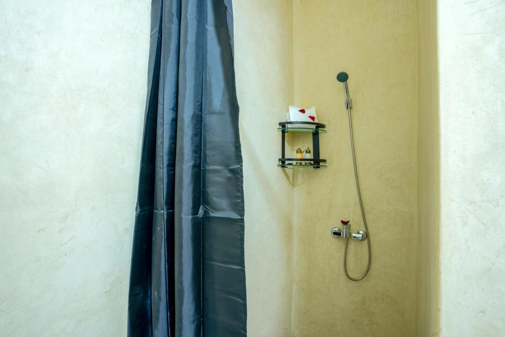 Riad Le Graff Pink Marrakesh Bagian luar foto