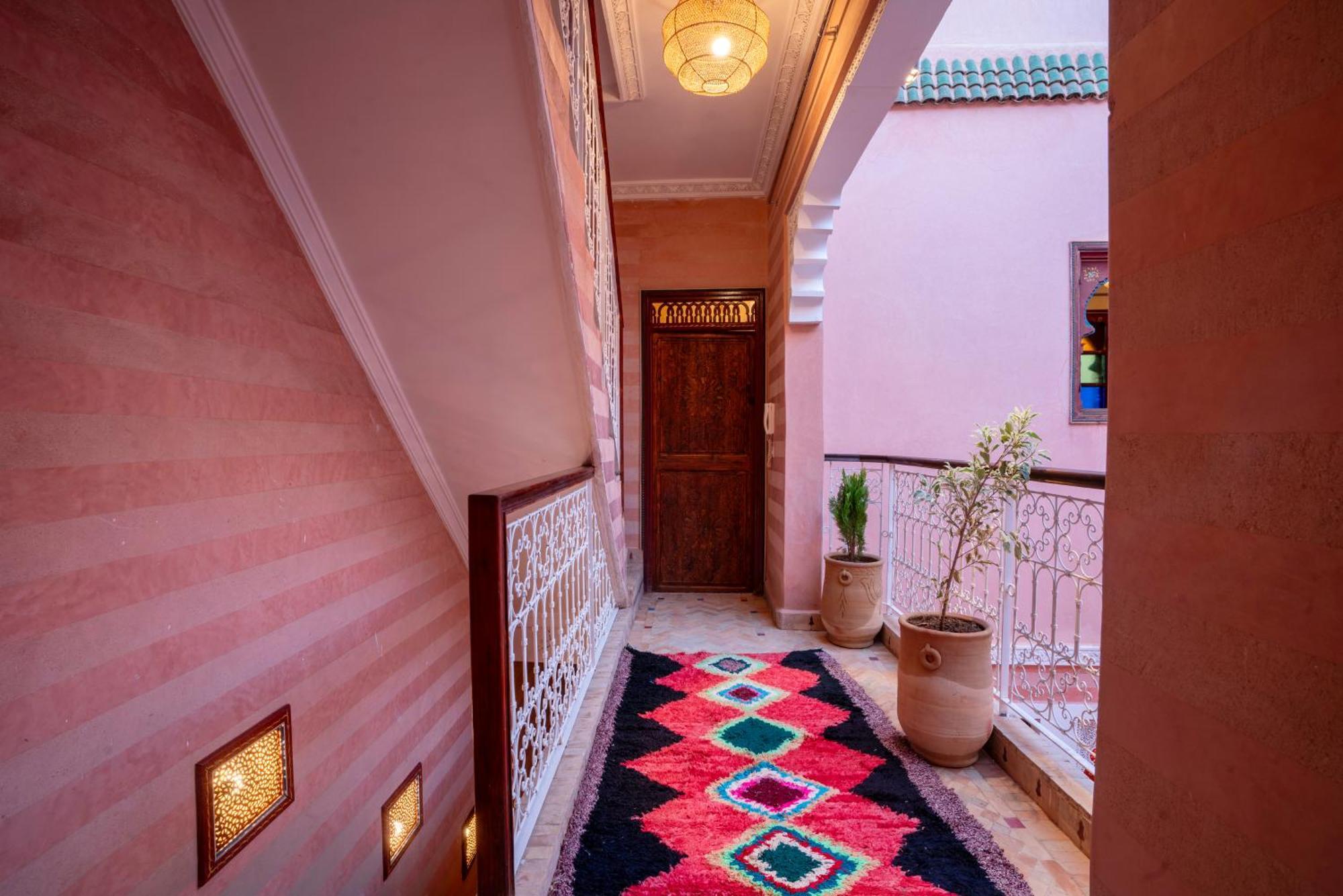 Riad Le Graff Pink Marrakesh Bagian luar foto