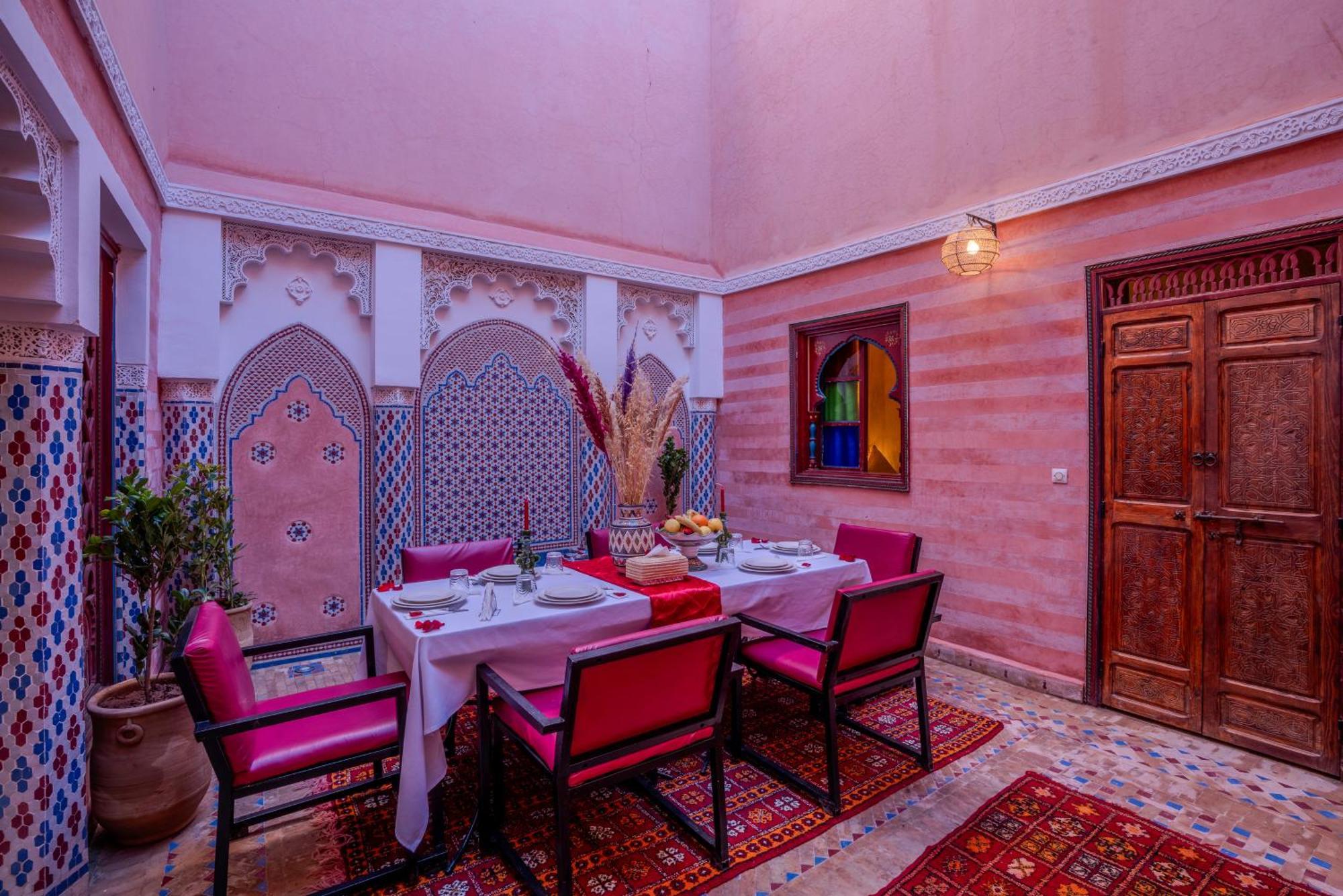 Riad Le Graff Pink Marrakesh Bagian luar foto