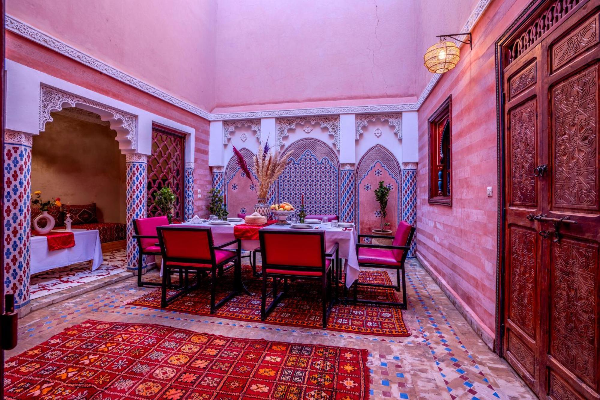 Riad Le Graff Pink Marrakesh Bagian luar foto
