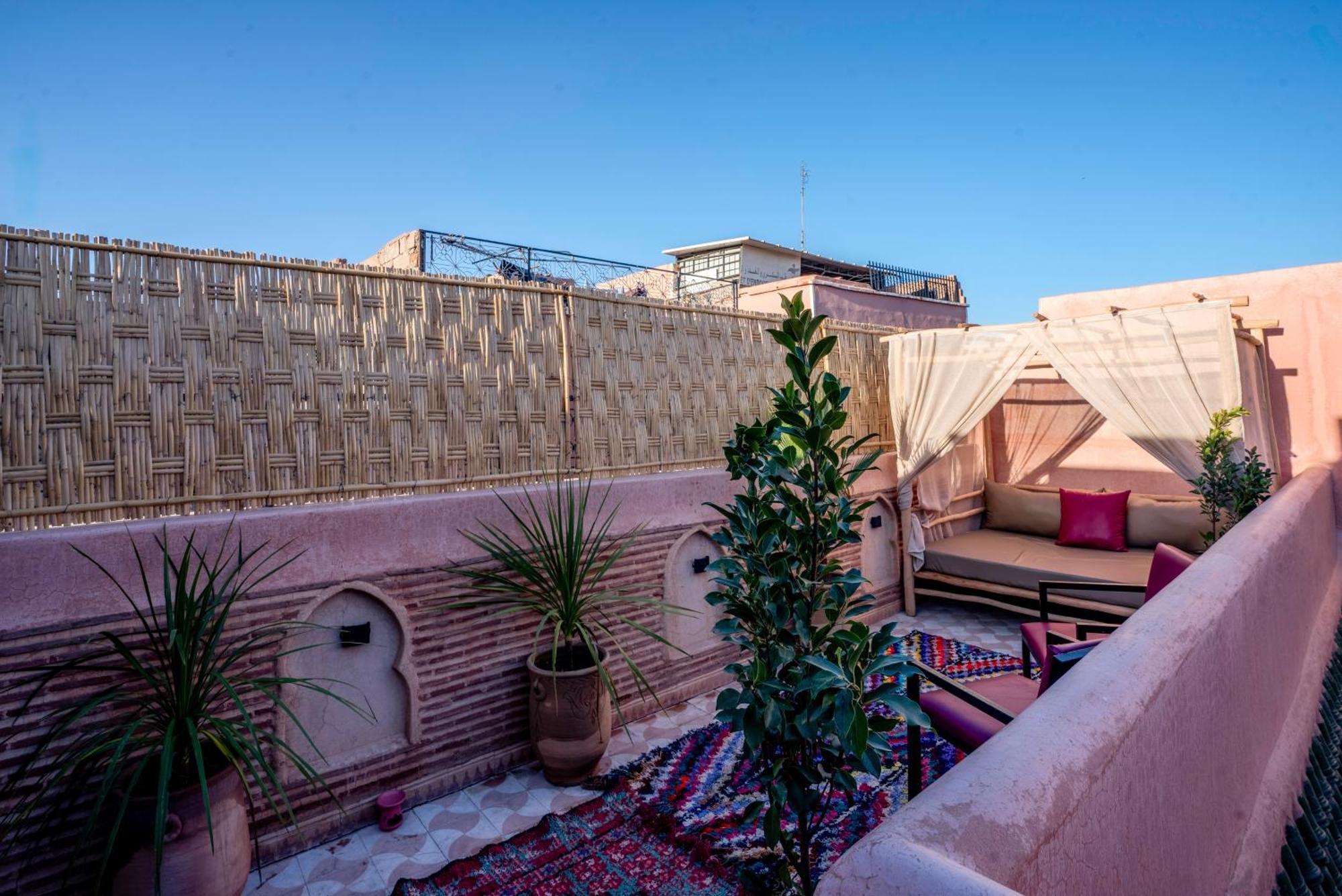 Riad Le Graff Pink Marrakesh Bagian luar foto