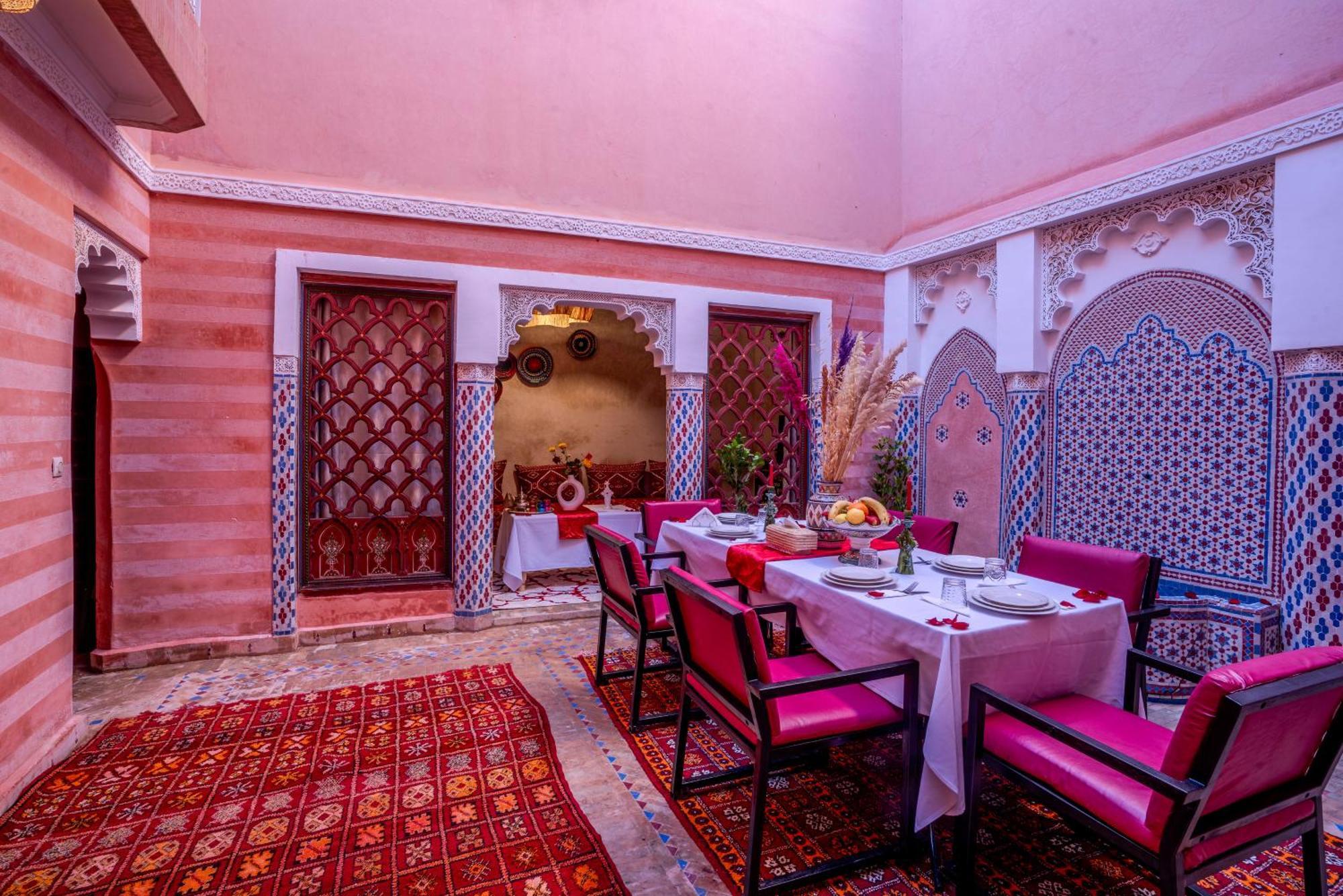 Riad Le Graff Pink Marrakesh Bagian luar foto