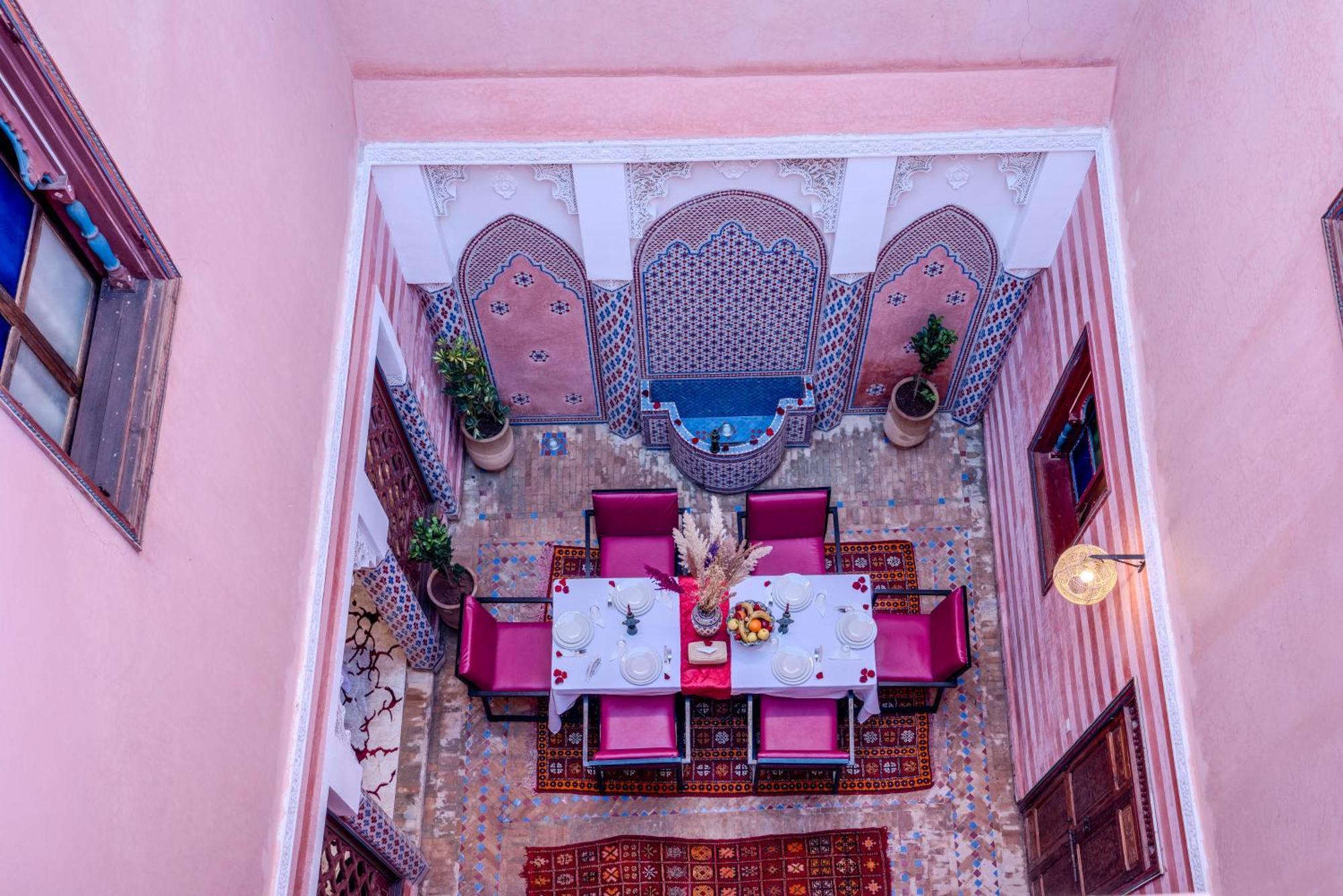 Riad Le Graff Pink Marrakesh Bagian luar foto